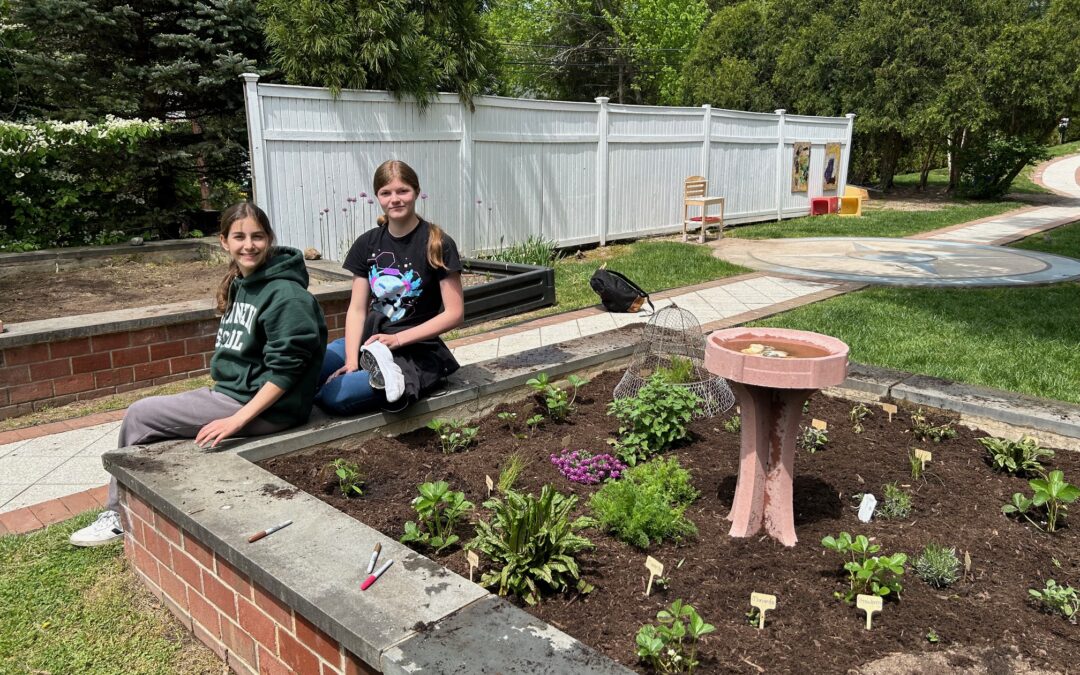 US Garden Club Completes Rehabilitation of Lower School Garden Bed